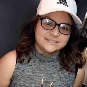 Meet your Posher, Melanie